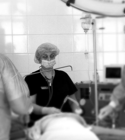 Анестезіологічне відділення з ліжками для інтенсивної терапії