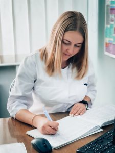 Дар'я Андріївна Овчіннікова - лікар-оториноларинголог