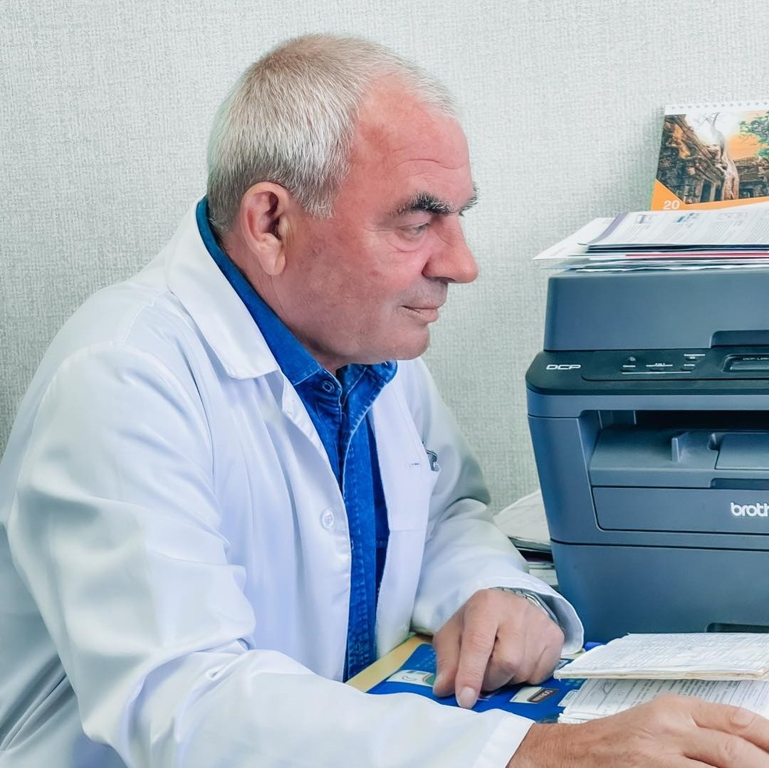 Микола Павлович Зюзь