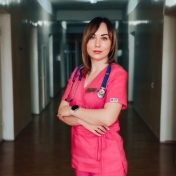 Аліна Анатоліївна Мироненко – лікар-педіатр, завідувачка відділення дитячого соматичного відділення КНП ВМР «ВБЛ.