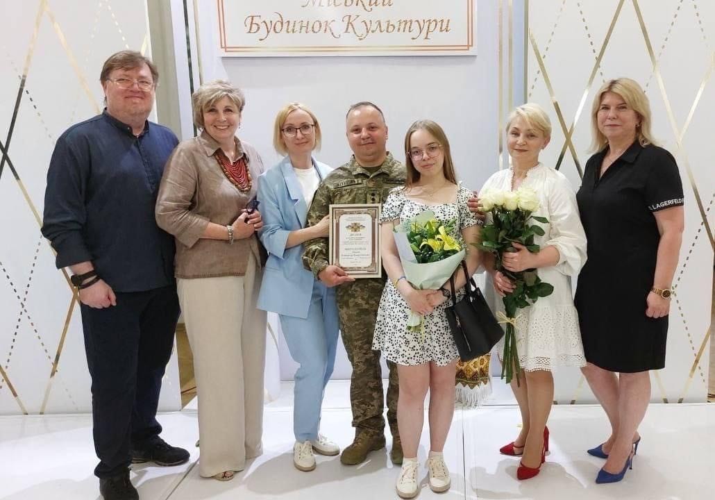Дякуємо Олександру Валентиновичу за сумлінну щоденну працю, героїзм, відвагу, мужність і патріотизм! Дякуємо Олександру Валентиновичу за сумлінну щоденну працю, героїзм, відвагу, мужність і патріотизм!